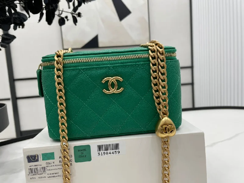 Chanel bags for stay - at - home dads' shopping tripsChanel - Luxury Bag - CHL - 338