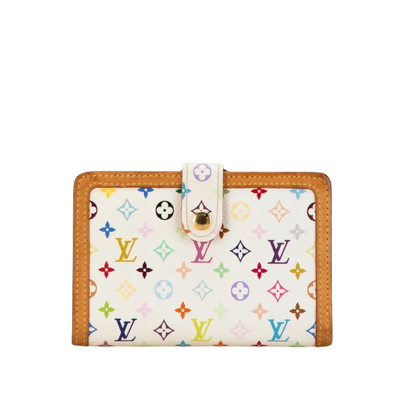 Louis Vuitton bags for stay - at - home momsLOUIS VUITTON Viennois Wallet