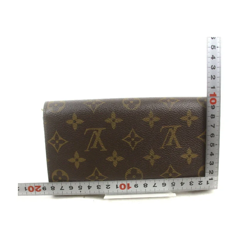 Louis Vuitton bags for bookwormsLouis Vuitton Portefeuille Sarah Browns Monogram Wallet