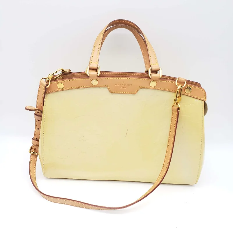 Louis Vuitton bags for fashion - forward millennialsLouis Vuitton Brea MM Handbag & Shoulder Bag