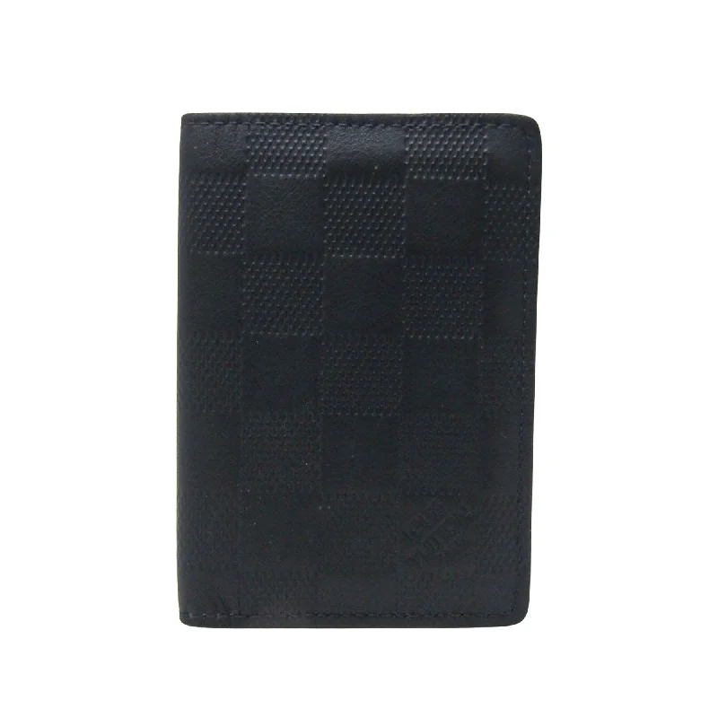 Louis Vuitton bags for red - carpet appearancesLOUIS VUITTON Organizer de poche Wallet