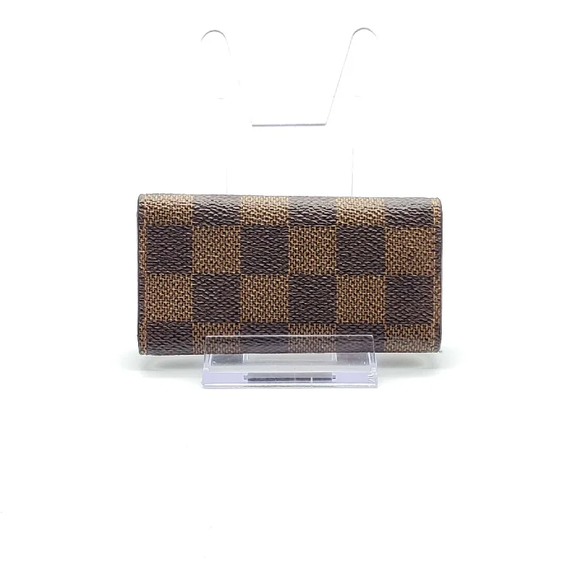 Louis Vuitton bags for winter fashion looksLouis Vuitton Damier Multicles 4 Ring Key Case