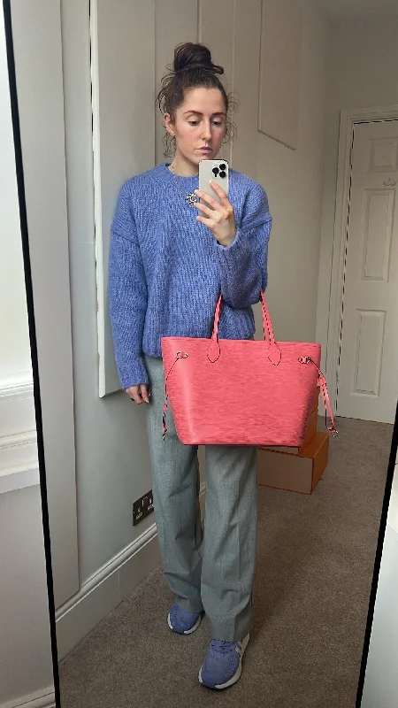 Louis Vuitton bags for art gallery openingsLouis Vuitton Neverfull MM Coral Epi Leather (RRP £1,740)