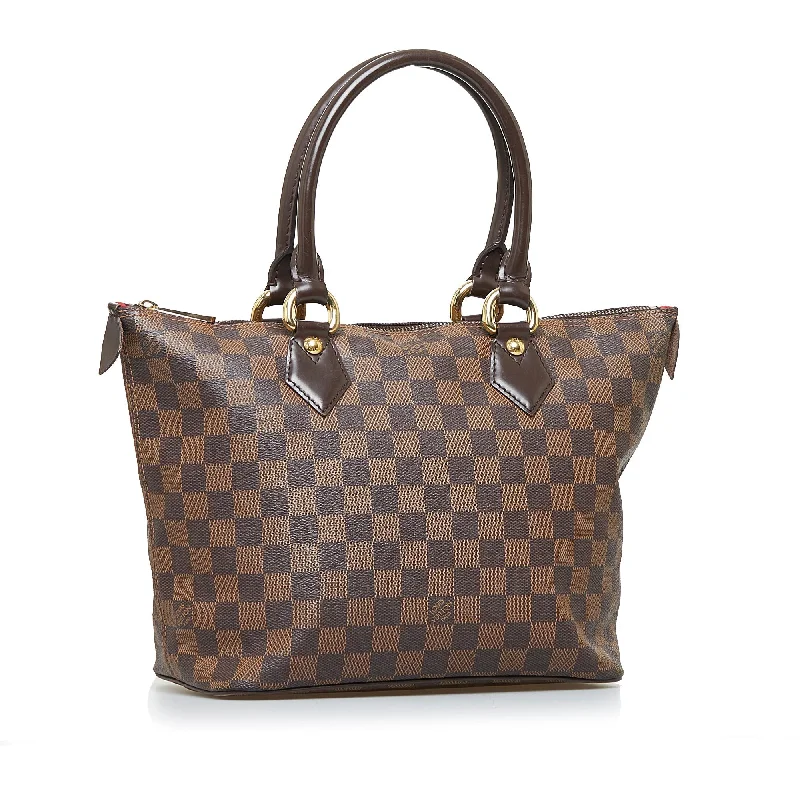 Louis Vuitton bags for city breaks in EuropeLouis Vuitton Saleya PM Damier Ebene Canvas