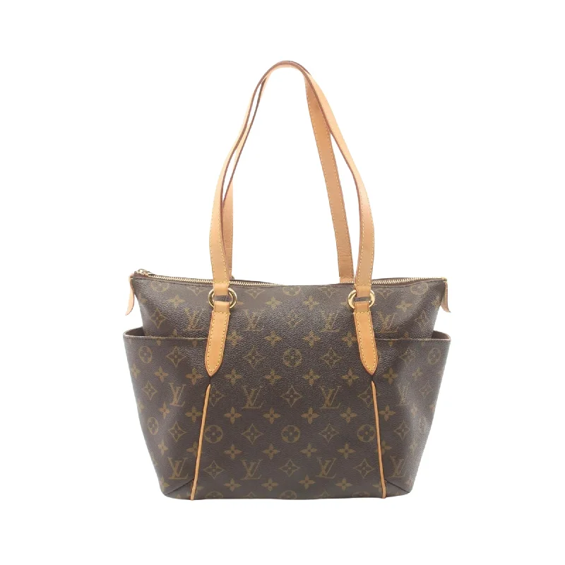 Louis Vuitton bags for red - carpet appearancesLOUIS VUITTON Totally Tote