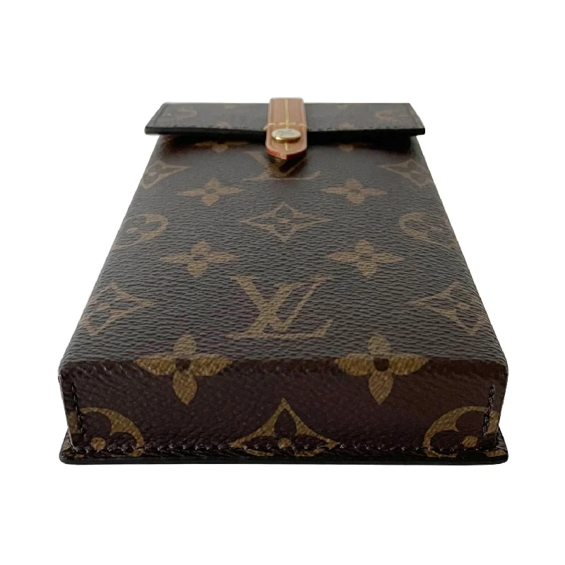 Louis Vuitton bags for movie buffsLouis Vuitton Monogram Box Phone Case