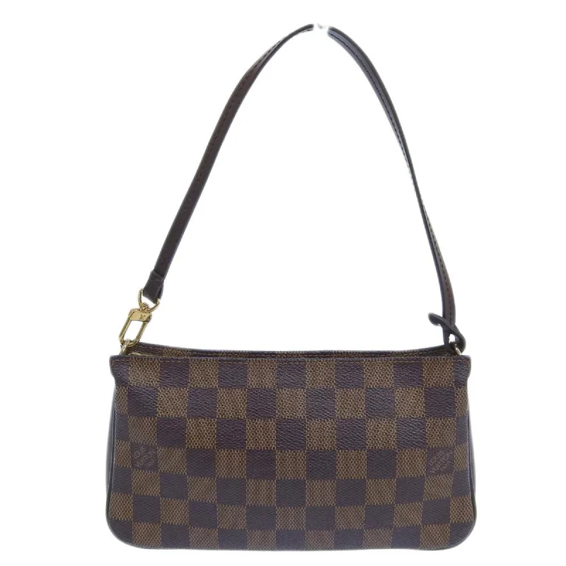 Louis Vuitton bags for romantic date nightsLOUIS VUITTON Pochette accessoires Clutch Bag