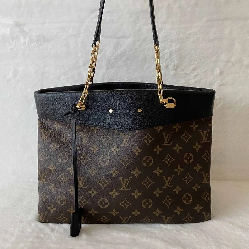 Louis Vuitton bags for solo travelersLouis Vuitton Monogram Pallas Shopper Tote