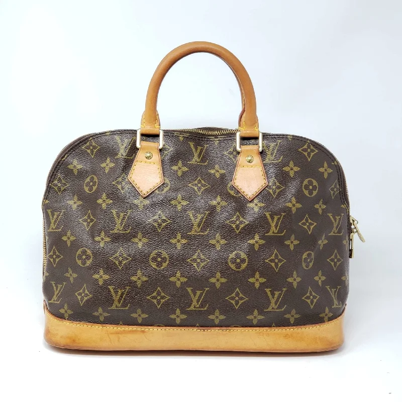 Louis Vuitton bags for city breaks in EuropeLouis Vuitton Monogram Alma PM Hand Bag