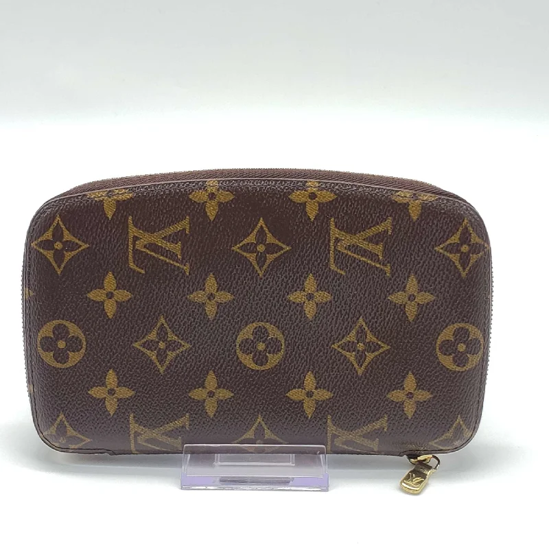 Louis Vuitton bags for equestriansLouis Vuitton Organizer Monogram Wallet